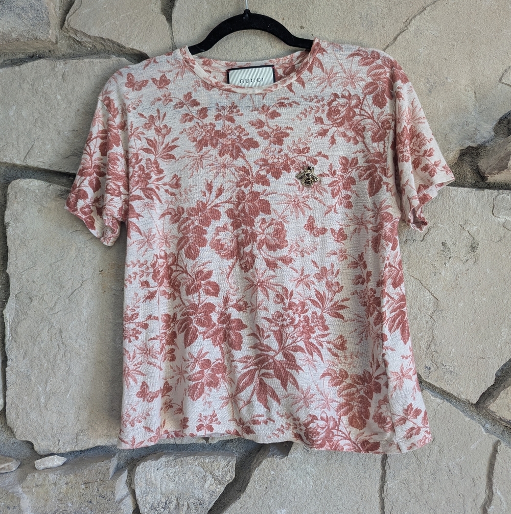 Gucci Linen Floral Tee with Embroidered & Beaded Bee